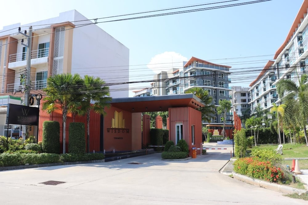 Wisdom Hotel and Residence 12/50