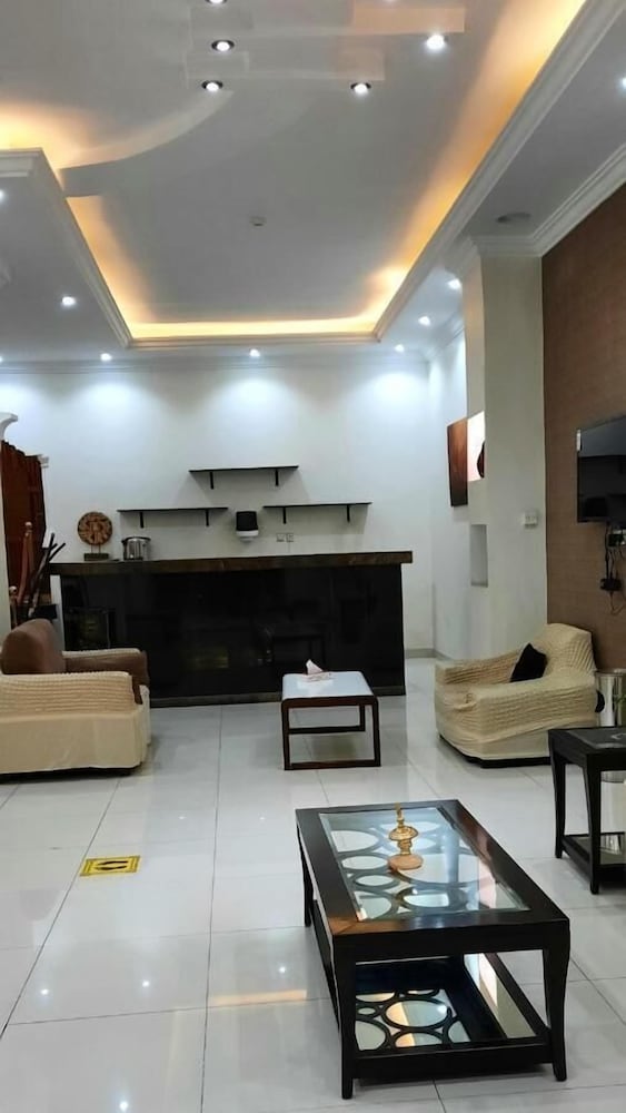 أجنحة ريحان الورود(Rihanat Al Worood Suites Khamis Mushait) 6/34