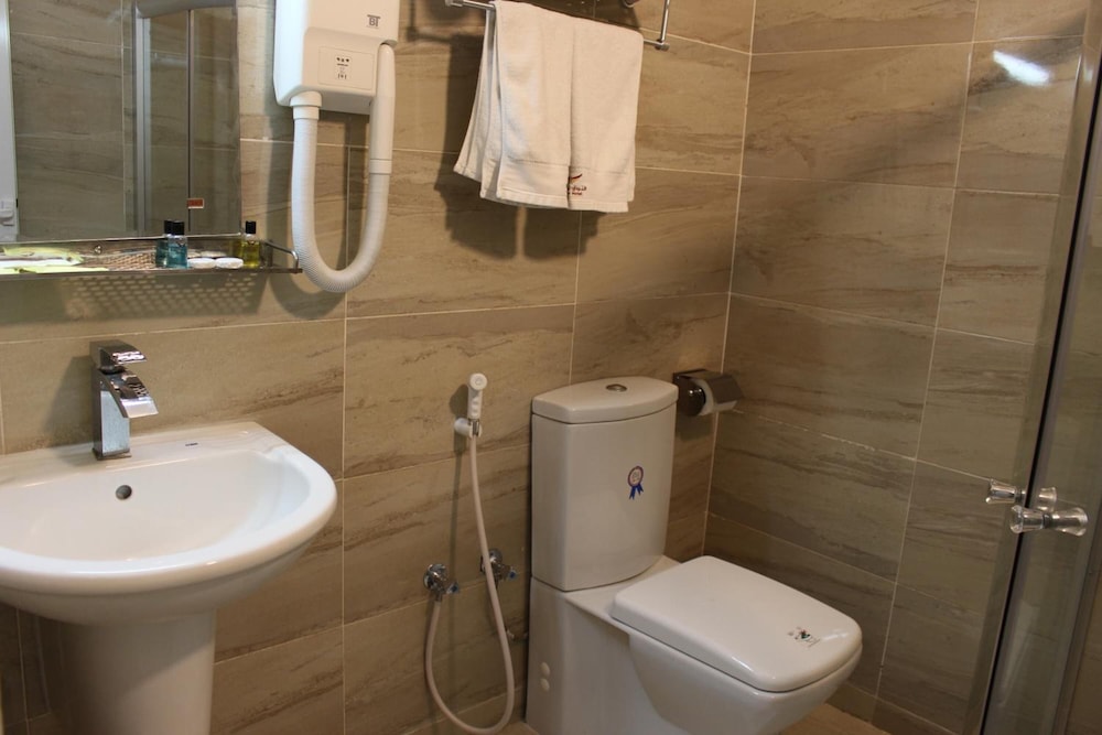 Al Diyar Hotel 46/50