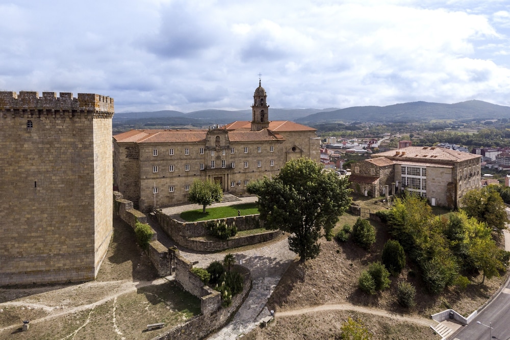 Parador de Monforte de Lemos 36/50