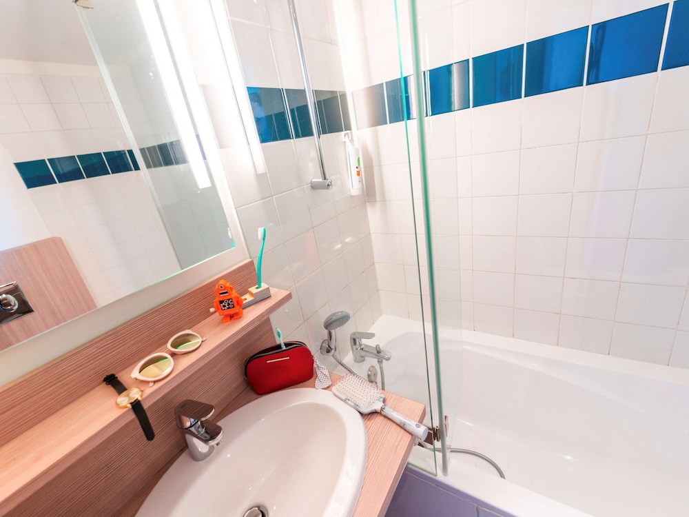 Ibis Styles Paris Velizy 11/59