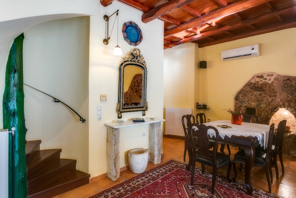Ifigenia Luxury Suites 19/50