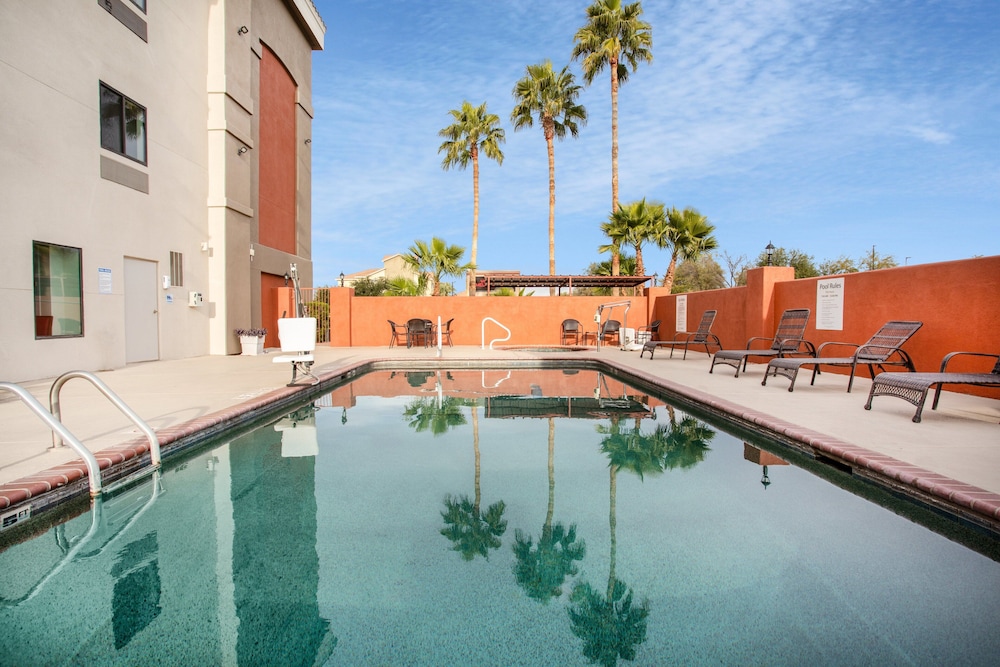 swimming pool spa