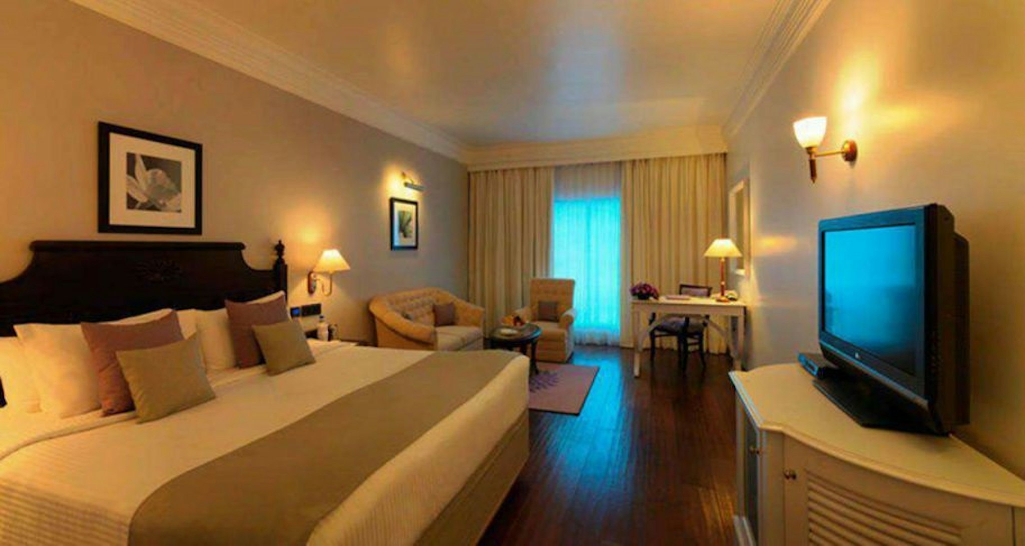 Royal Orchid Hotel Bangalore 8/41