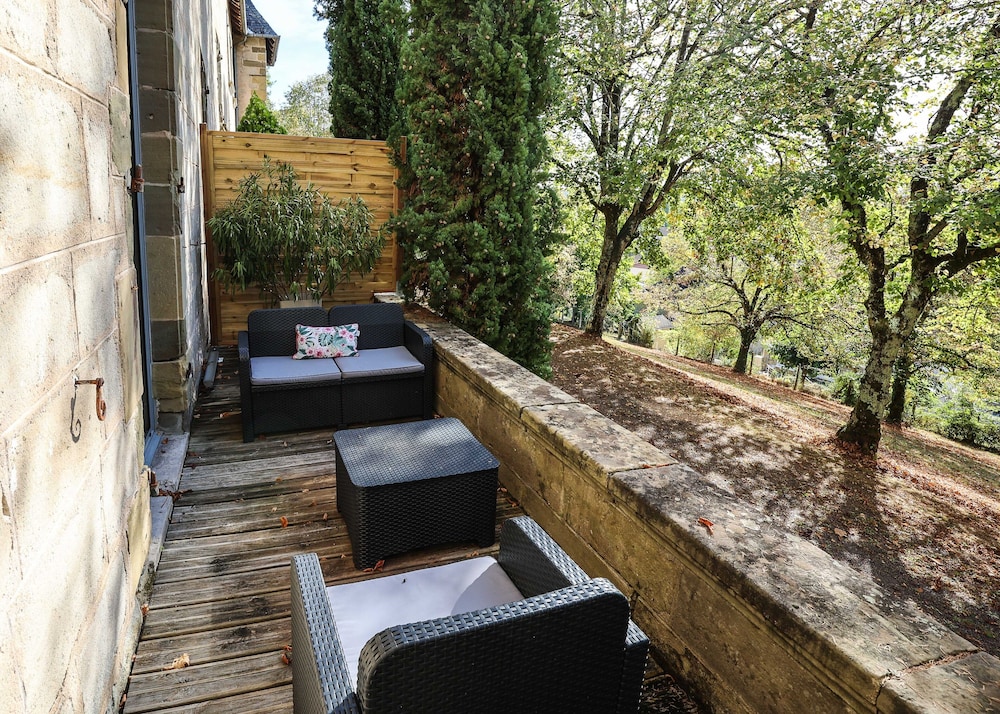 Chateau Lacan Hotel 21/50