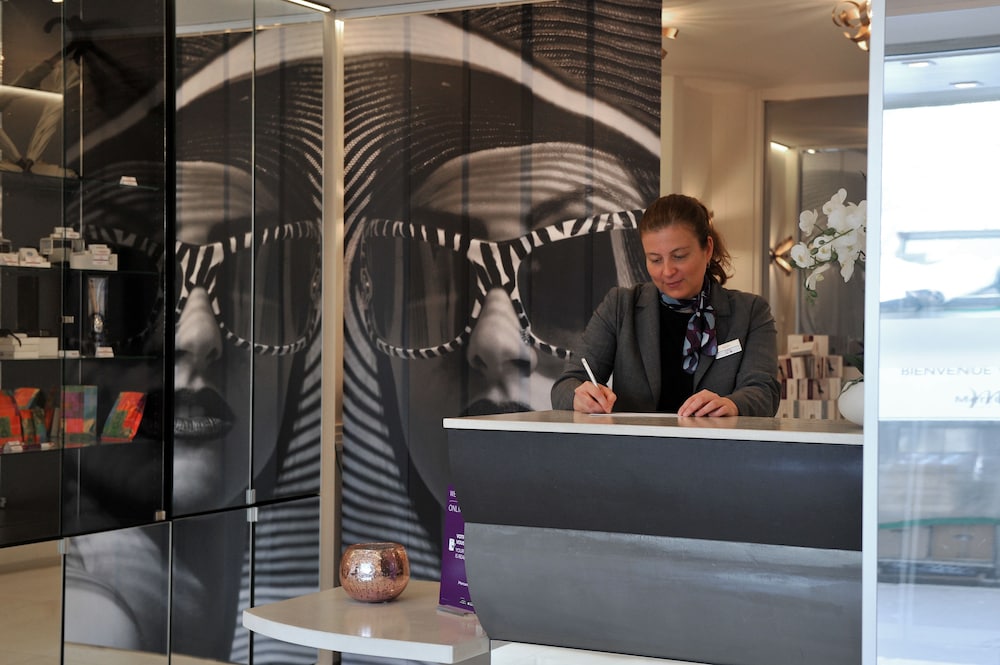 Mercure Paris Place d Italie 4/74