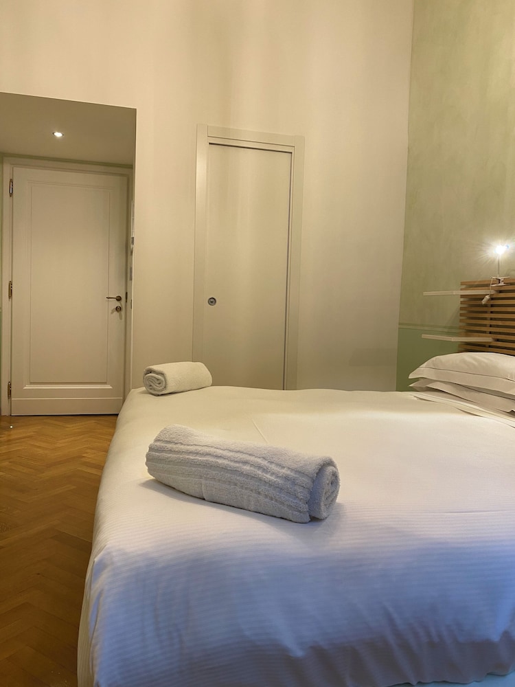 N4u Guest House 9/50