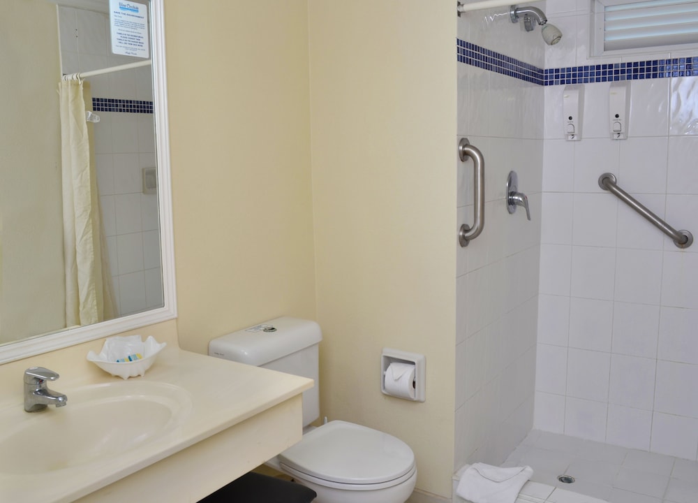 Blue Orchids Beach Hotel 14/46