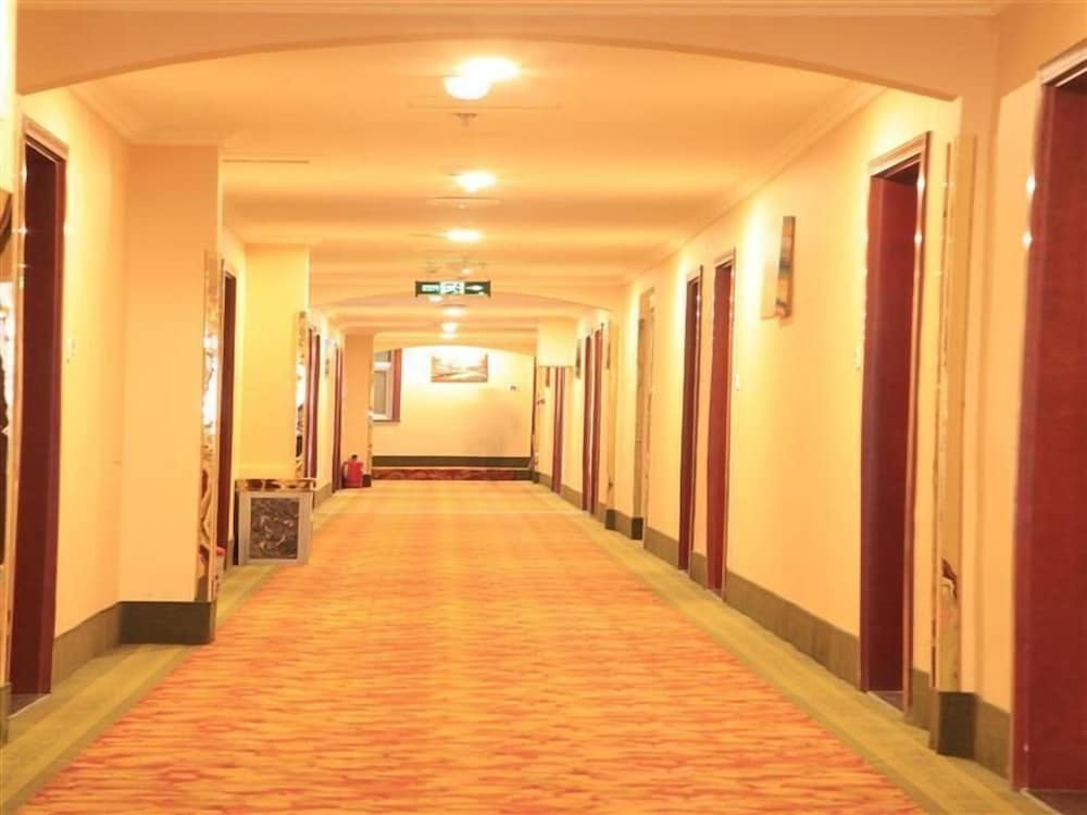 Greentree Inn Beijing Yanqing Gaota Rd Express Hotel 27/38
