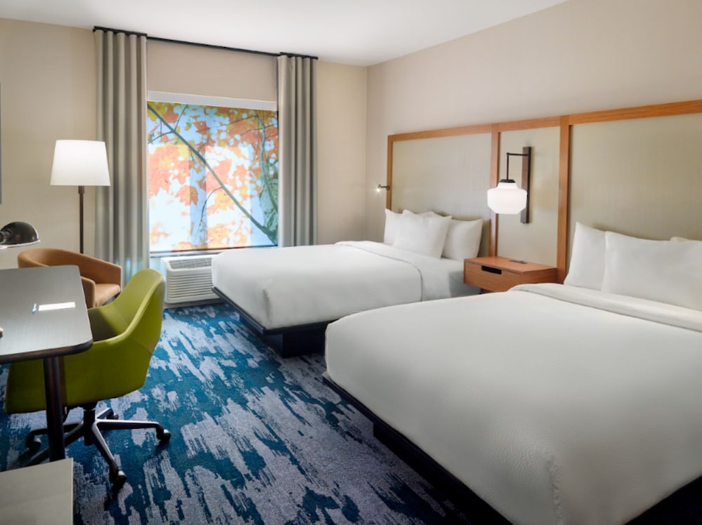 Fairfield Inn & Suites By Marriott Alpharetta Avalon Area 9/27