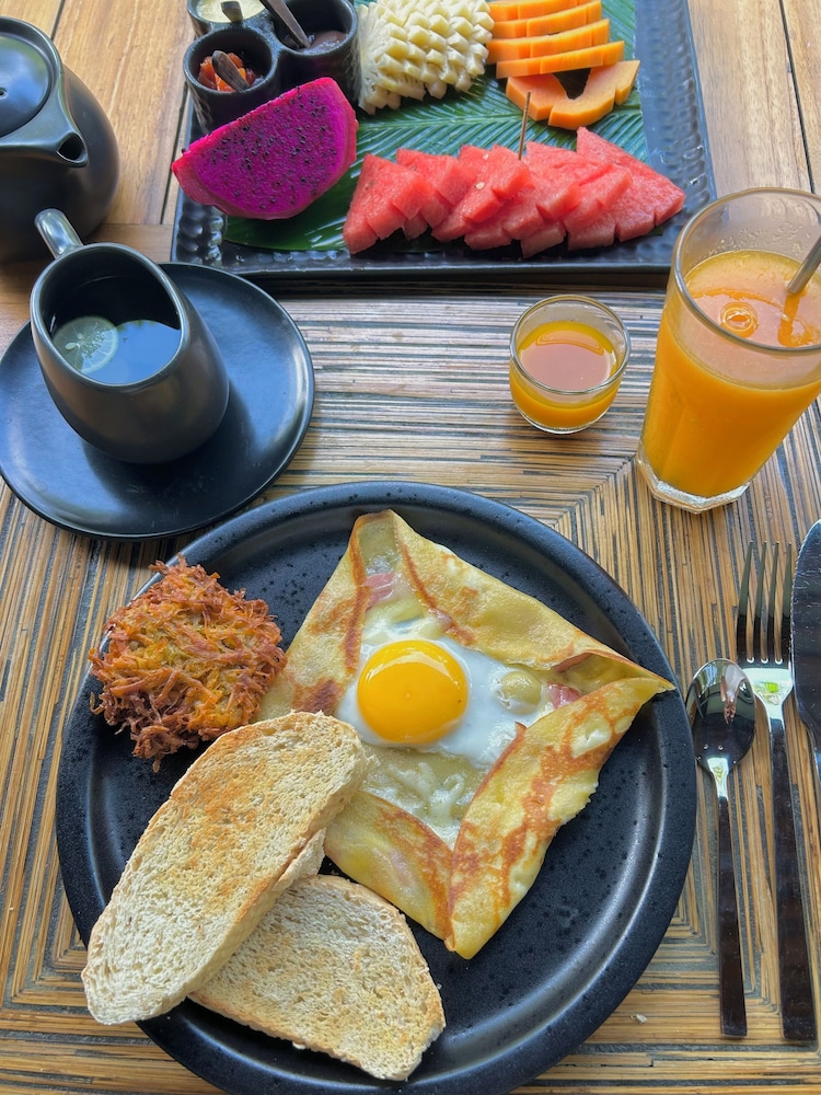 Karmagali Boutique Suites 36/46