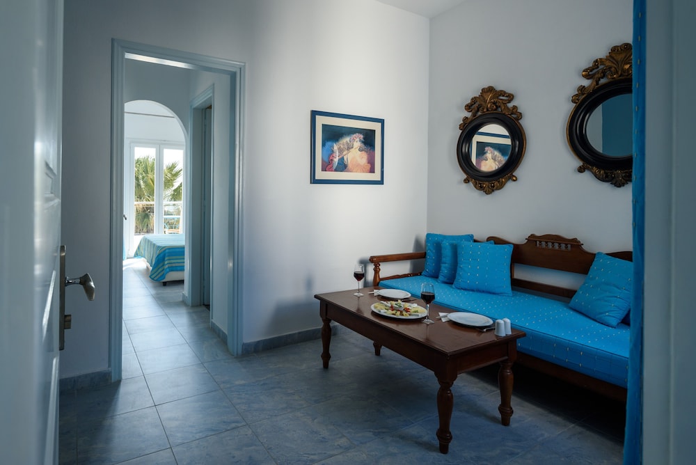 Alesahne Beach Hotel 50/74