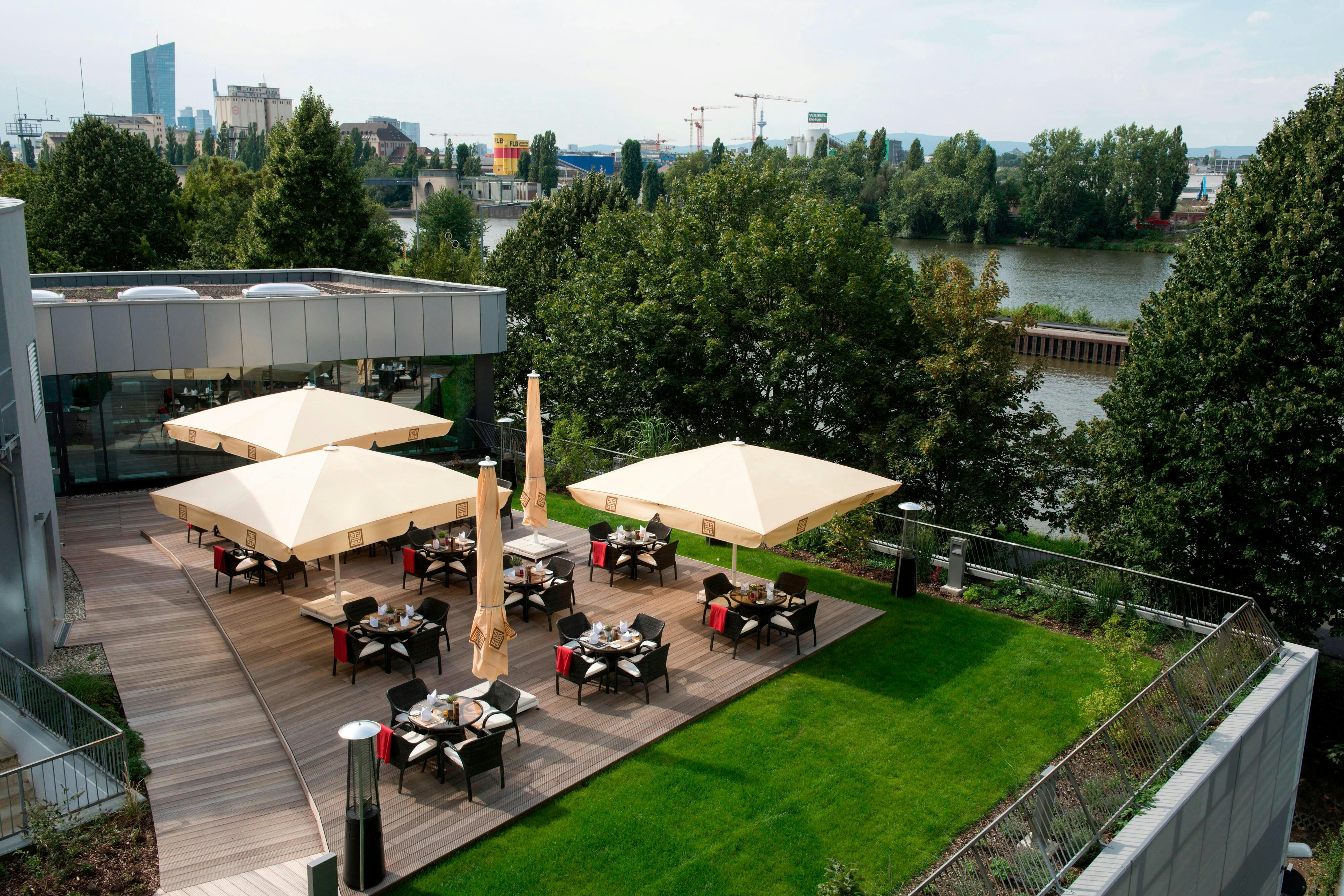 Delta Hotels by Marriott Frankfurt Offenbach (ex. New Century Hotel Frankfurt Offenbach) 28/28