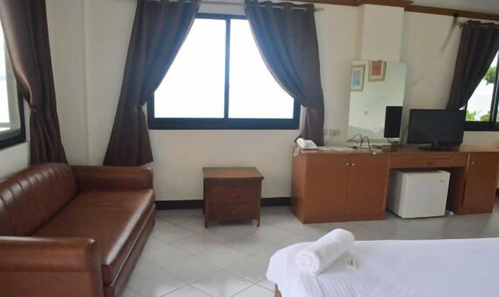 Marvins Seaside Inn 18/50