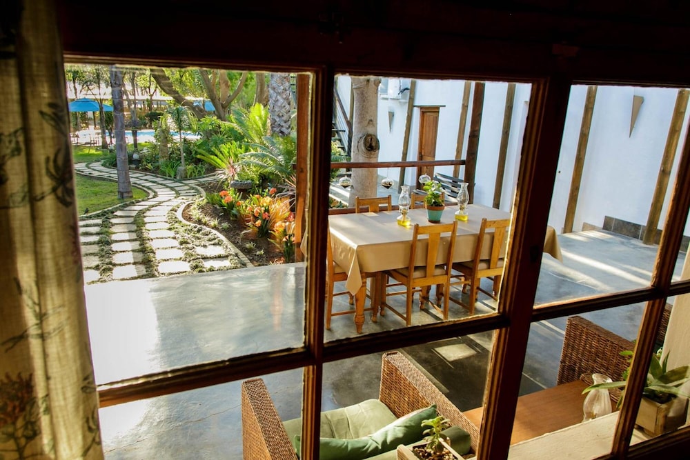 Oakdene Guest House 32/42