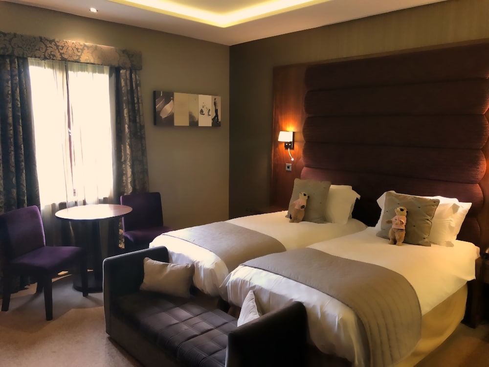 Fairmont Cheshire The Mere 9/49