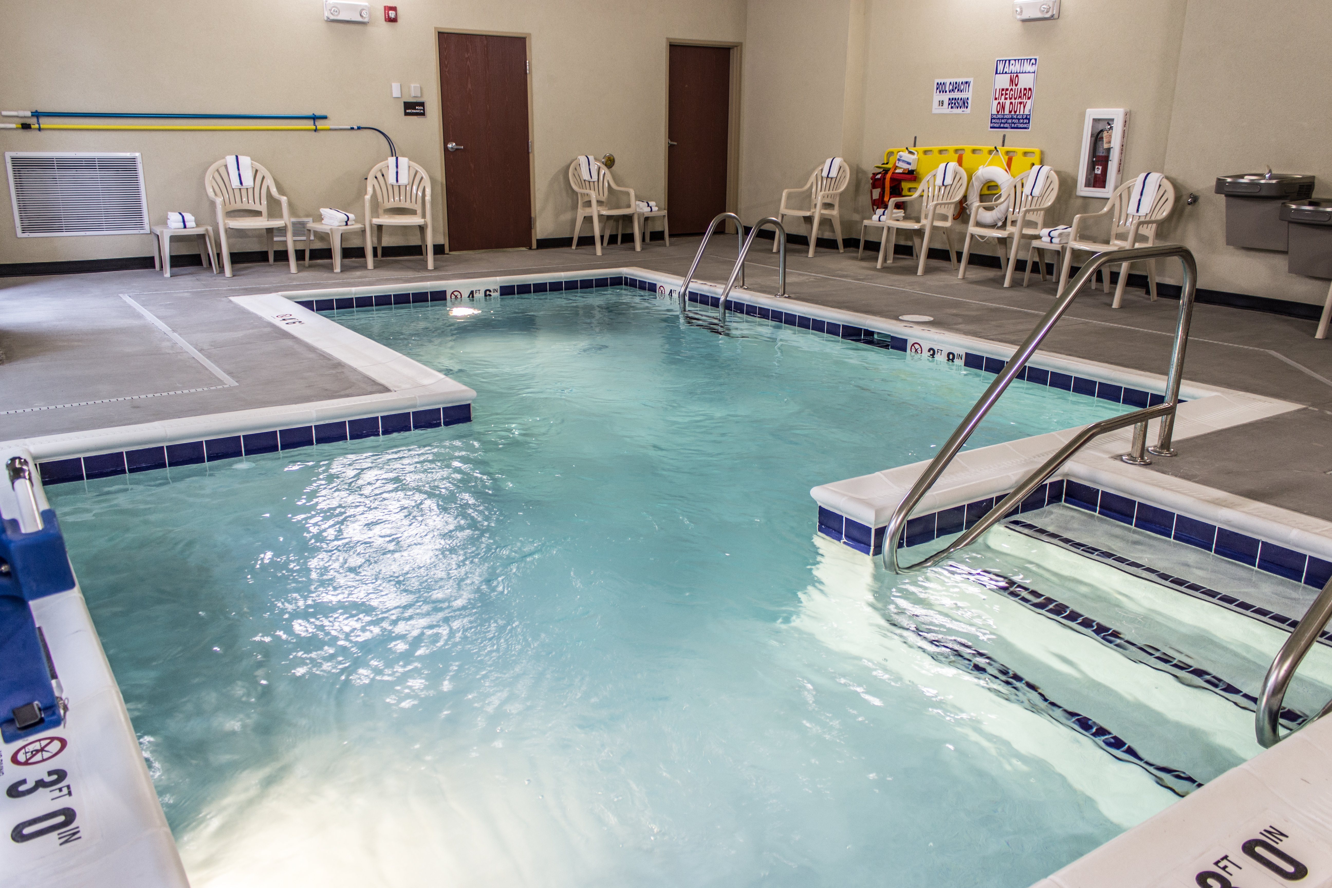 Cobblestone Hotel & Suites - Chippewa Falls 18/49