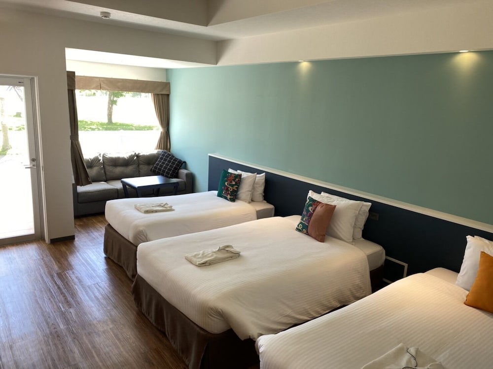 Sunset Beach Hotel 20/55