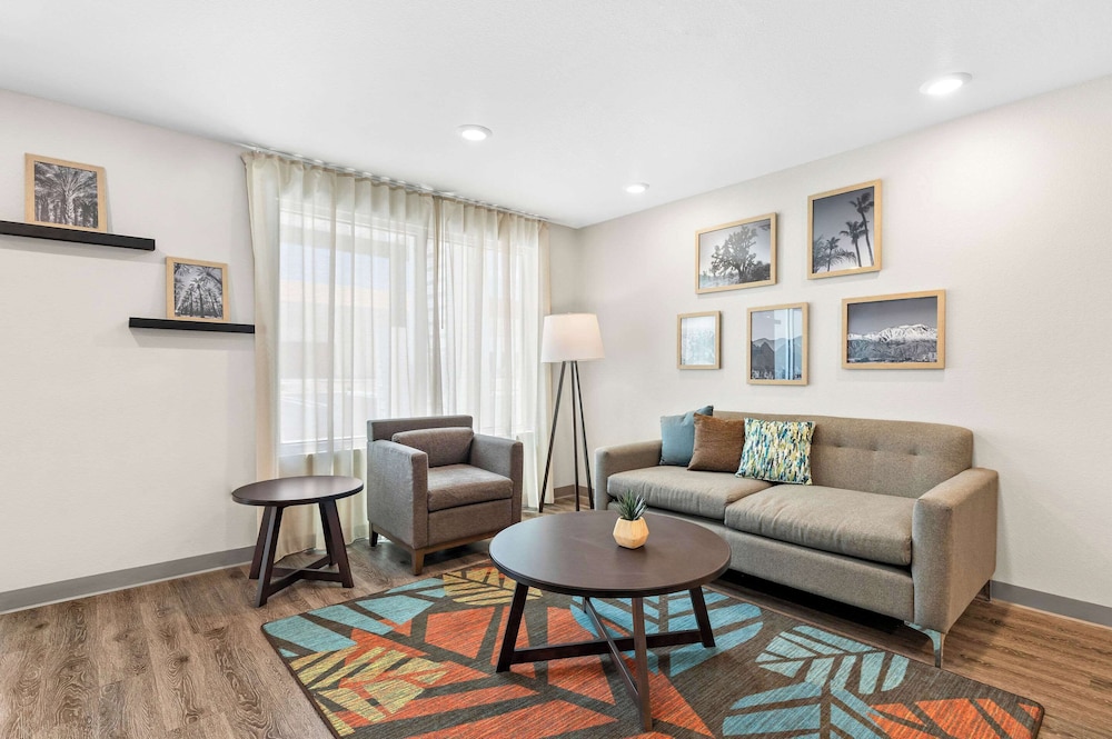 WoodSpring Suites Indio - Coachella Valley 14/24