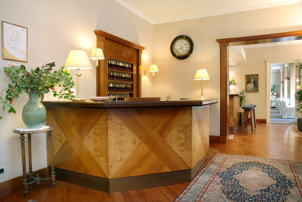Hotel Moderno 6/50