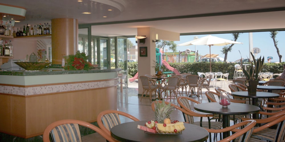 Hotel Palos 61/79