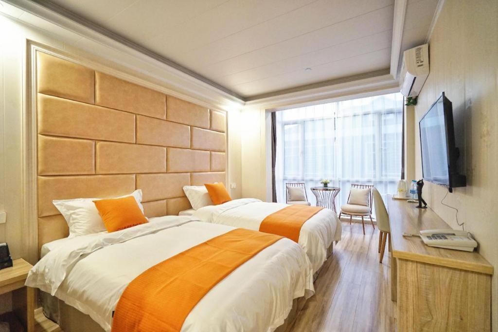 Shell Shanghai Baoshan District Songbin Road Subway Station Hotel 9/50