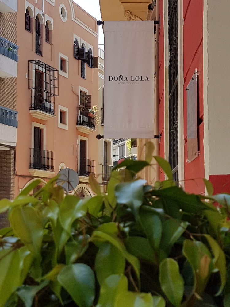 Doña Lola 63/69