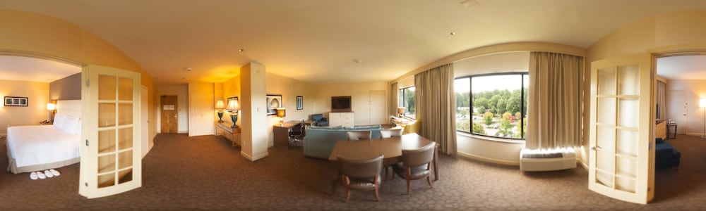 DoubleTree By Hilton Hotel and Conference Centre Warsaw 49/67