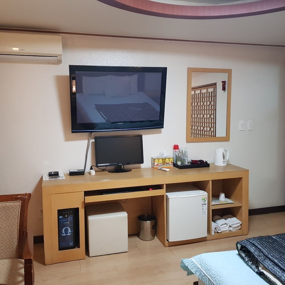 Arirang Hotel 45/50