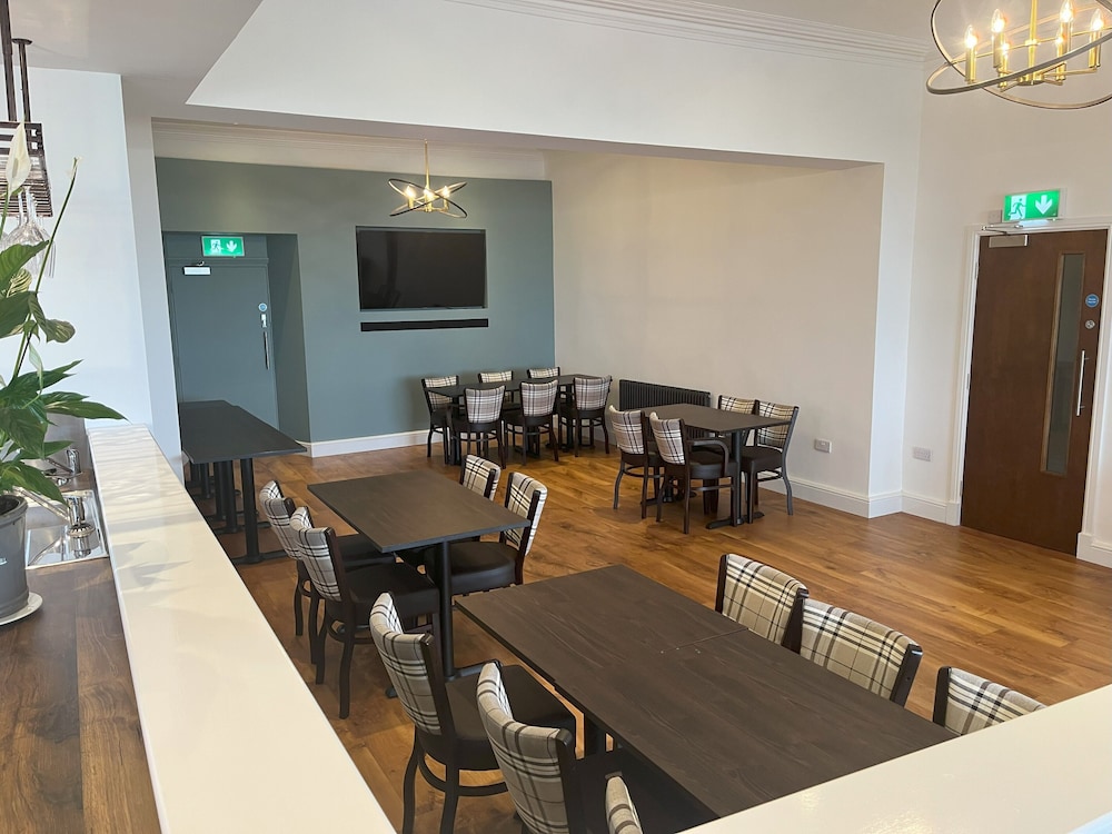 The Auckland Hotel 44/58