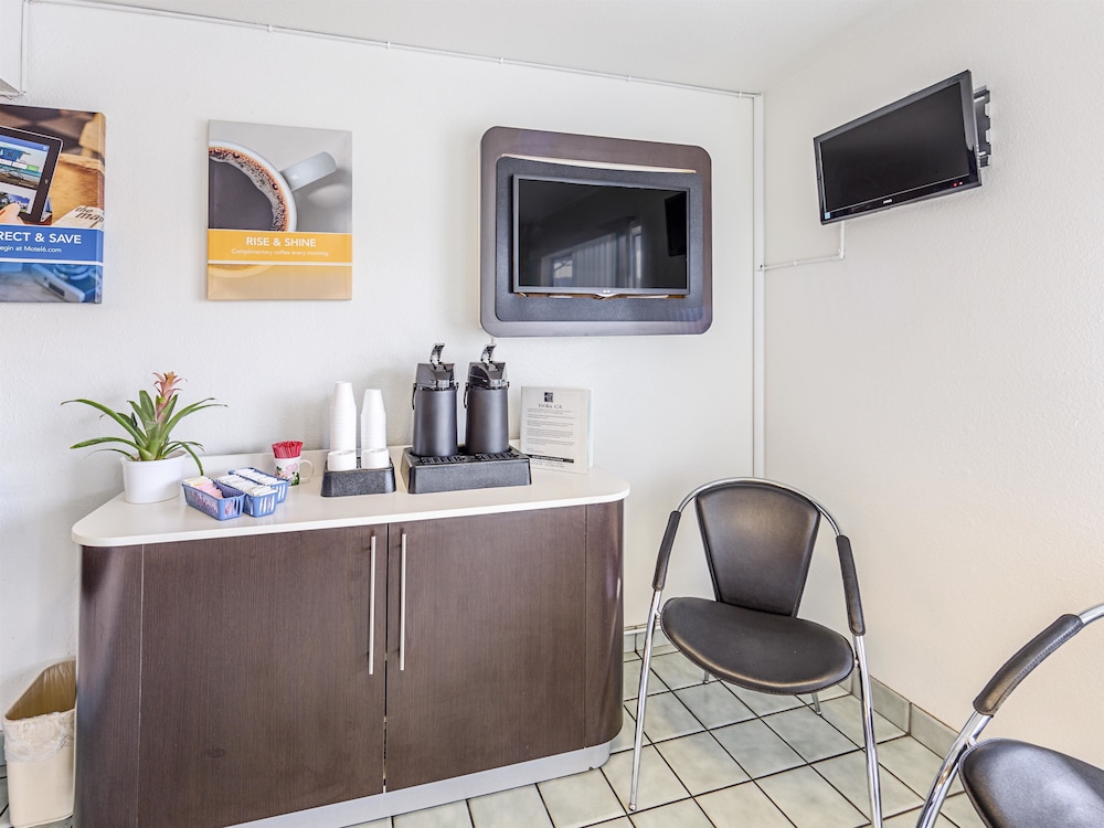 Motel6 Yreka, CA 18/62