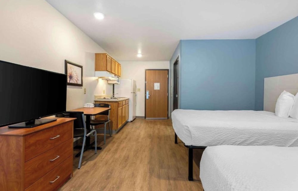 Studio 6 Extended Stay El Paso East TX 21/54