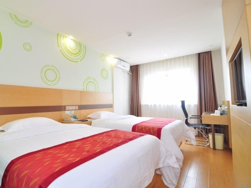 GREENTREE INN NINGBO SOUTH RAILWAY STATION EXPRESS HOTEL 4/27