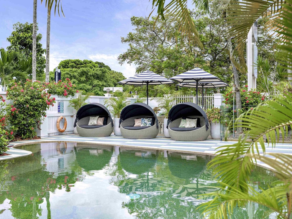 Mercure Cairns 36/64
