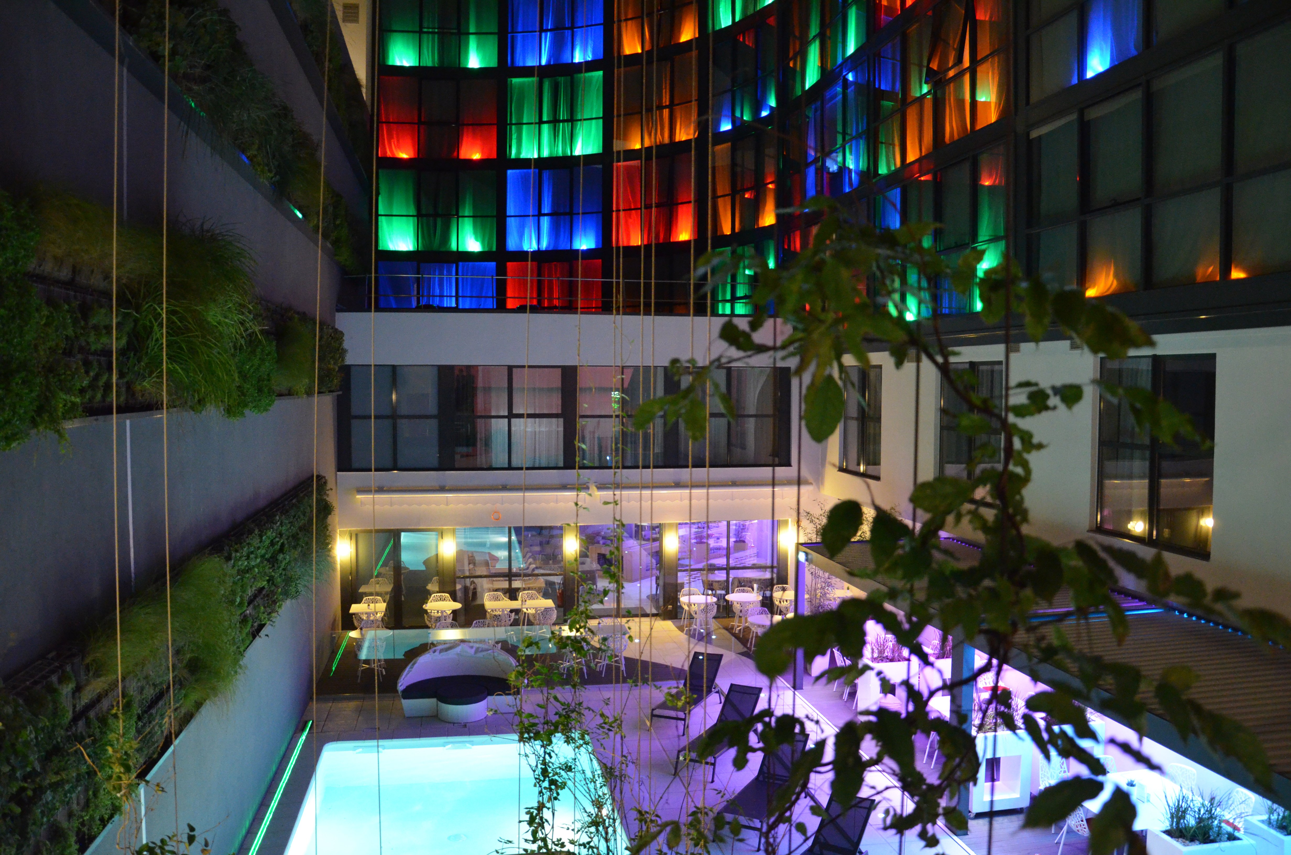 Holiday Inn Dijon 3/75