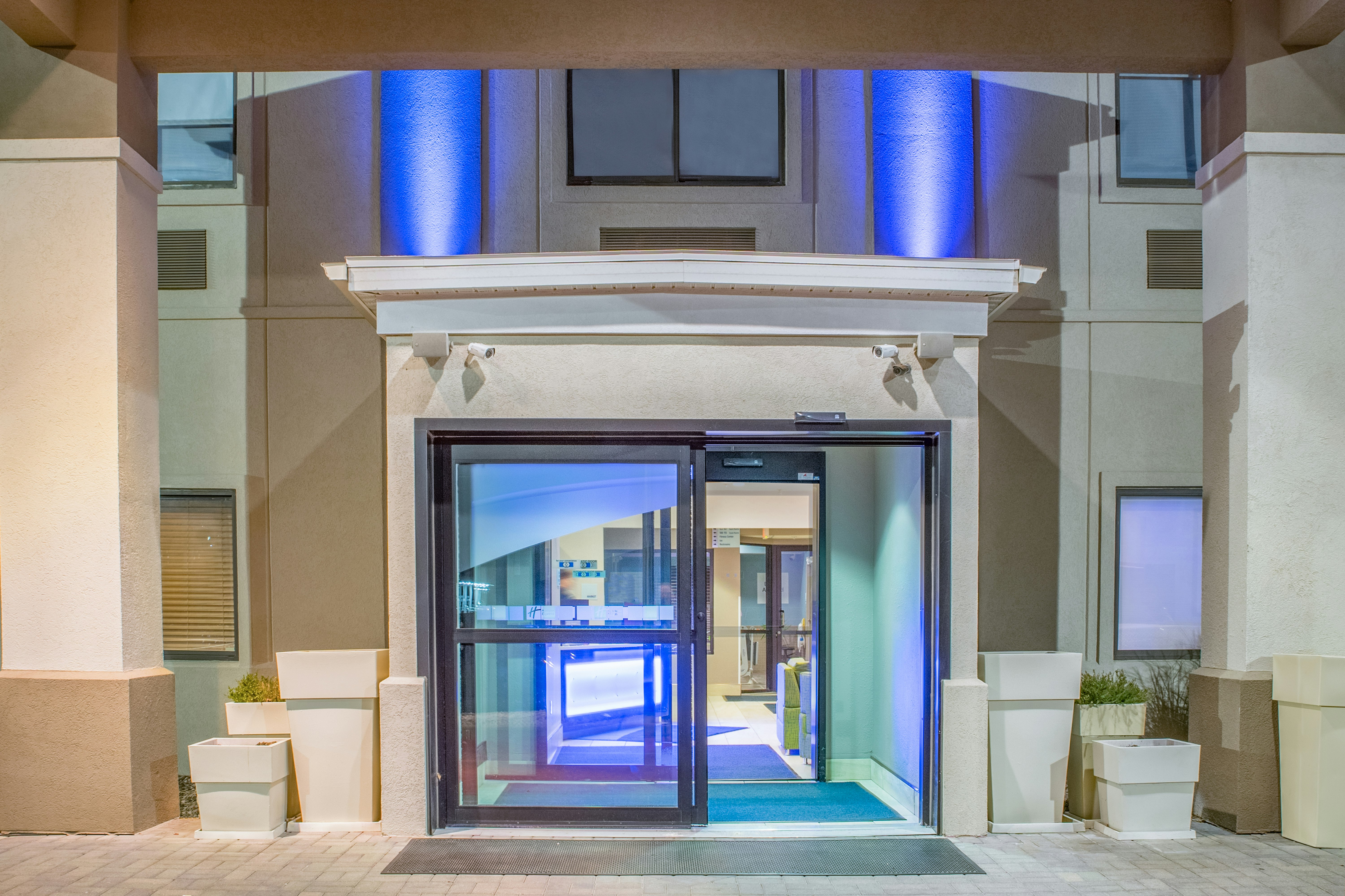 Holiday Inn Express Howe (Sturgis, Mi) 49/49