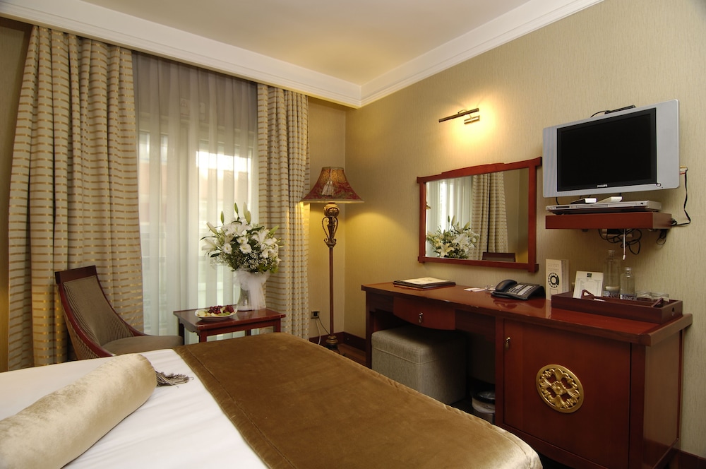 Boutique Princess Hotel 23/87