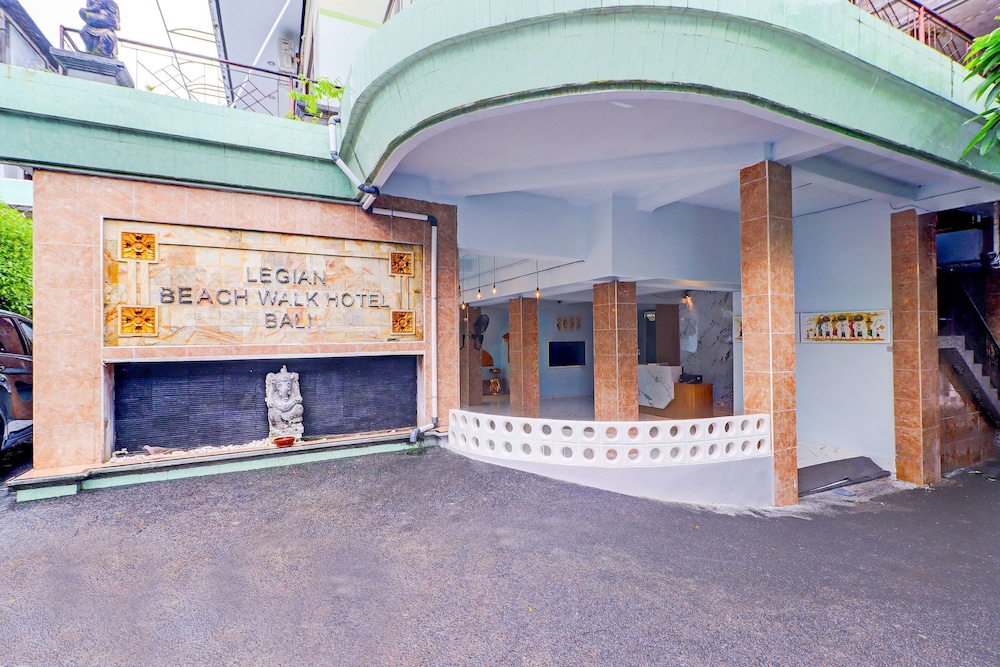 Townhouse Oak Legian Near Legian Beach Formerly Sayang Maha Merta 54/69
