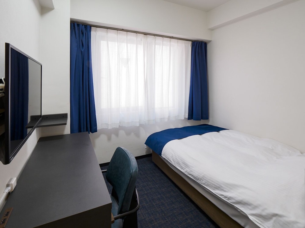 Airline Hotel 23/62
