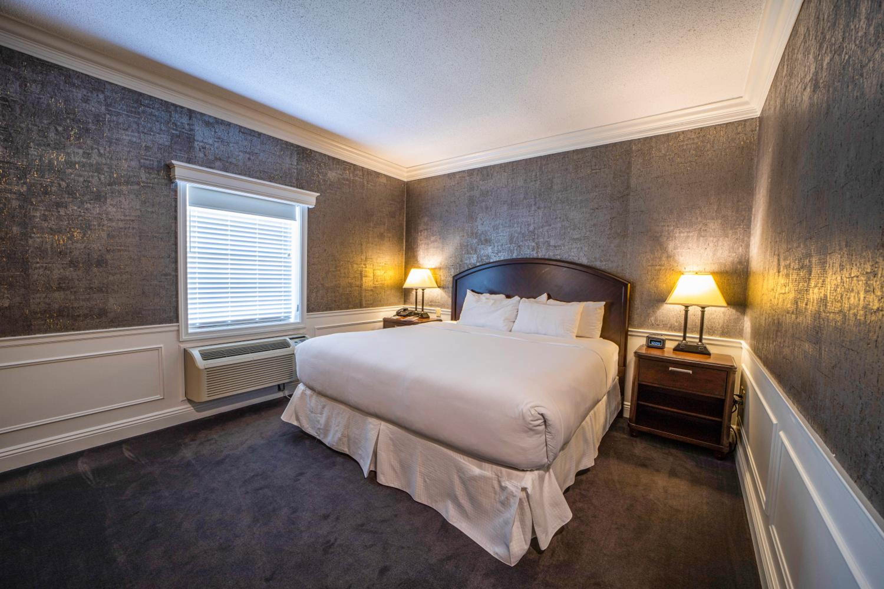 Resort, King Bed