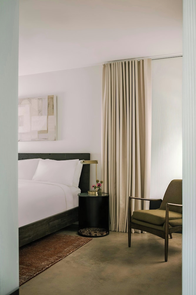 Sonder by Marriott Bonvoy The Winfield Apartments Downtown LA 21/58