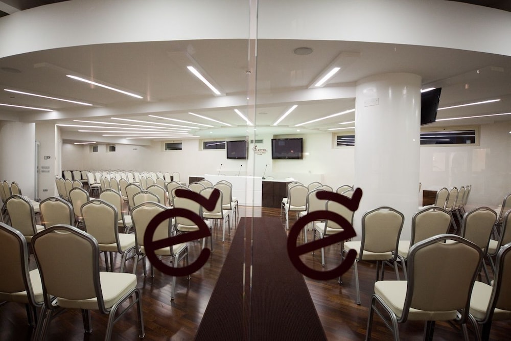 E Hotel Reggio Calabria 23/34