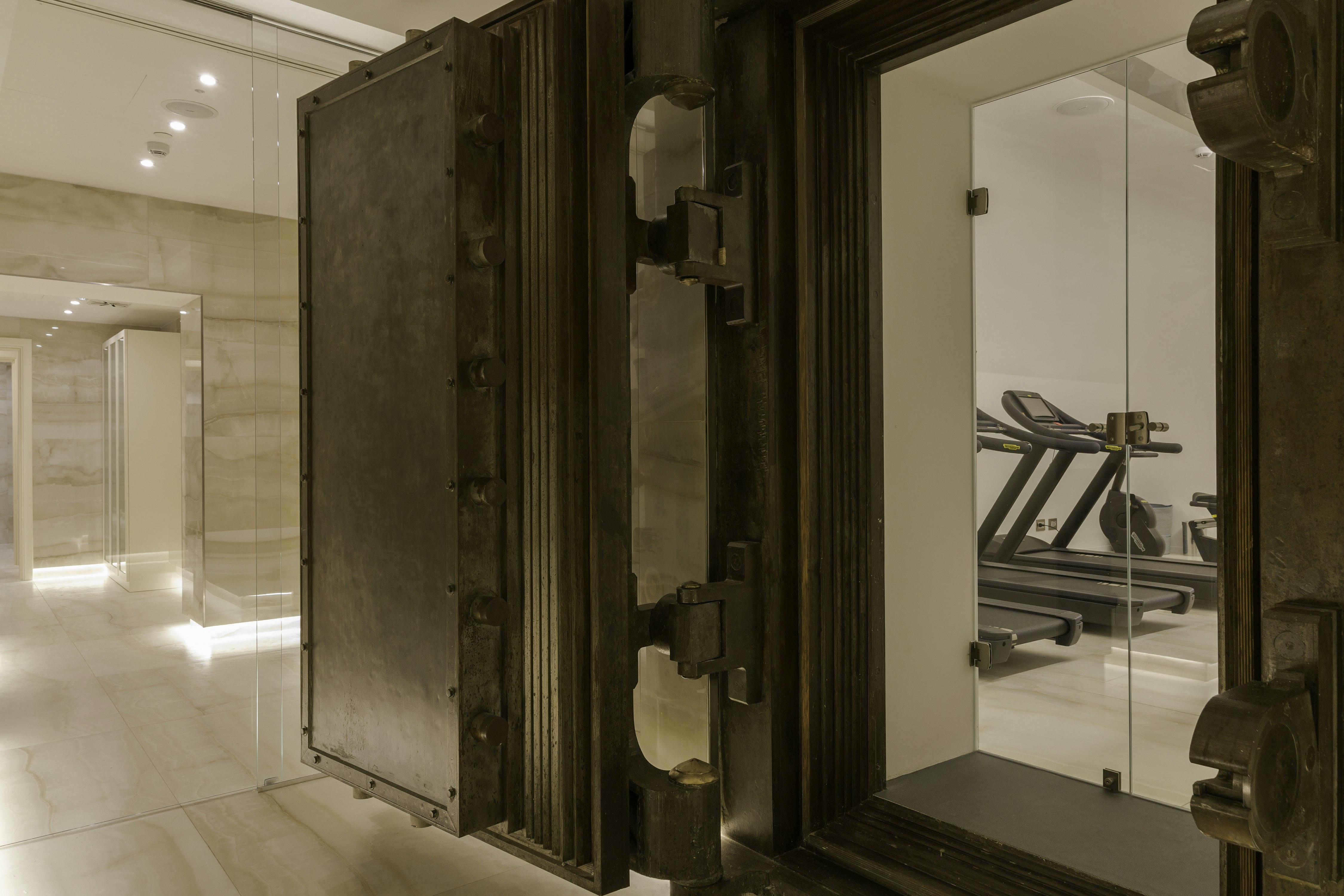 Aleph Rome Hotel Curio Collection by Hilton 62/63