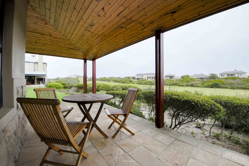 Lodge At Atlantic Beach 50/64
