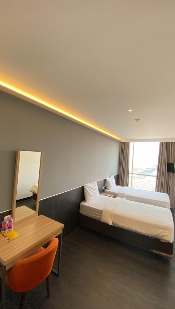 Hotel Pantes Simpang Lima Semarang 15/34