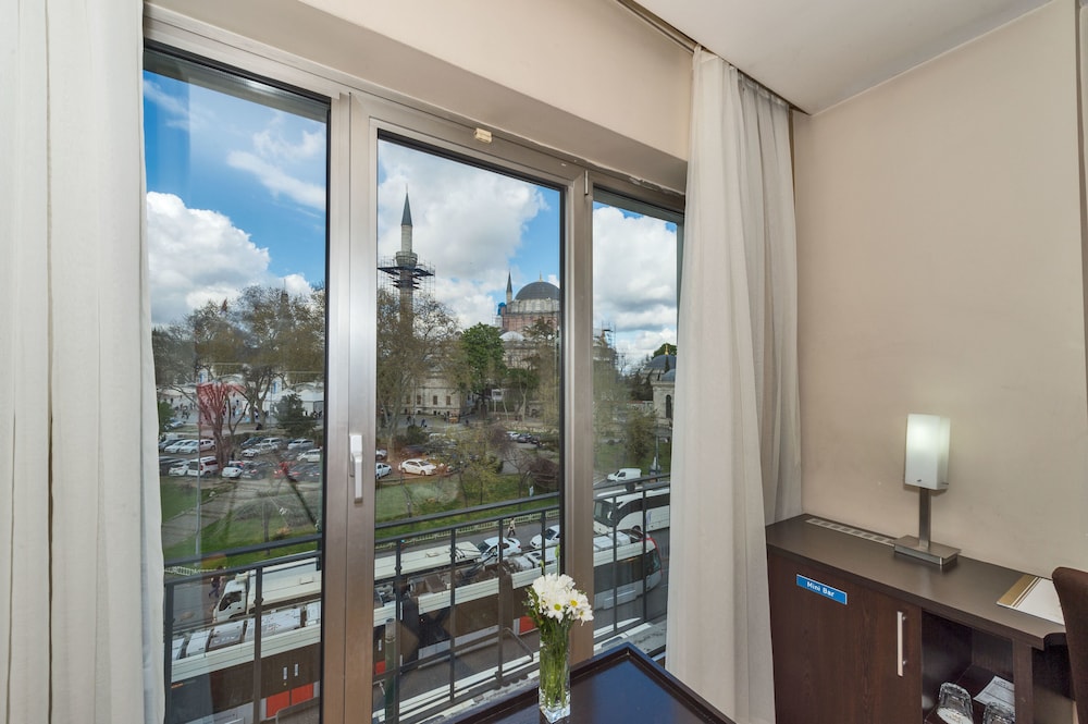 The Hotel Beyaz Saray & Spa, Istanbul 53/65