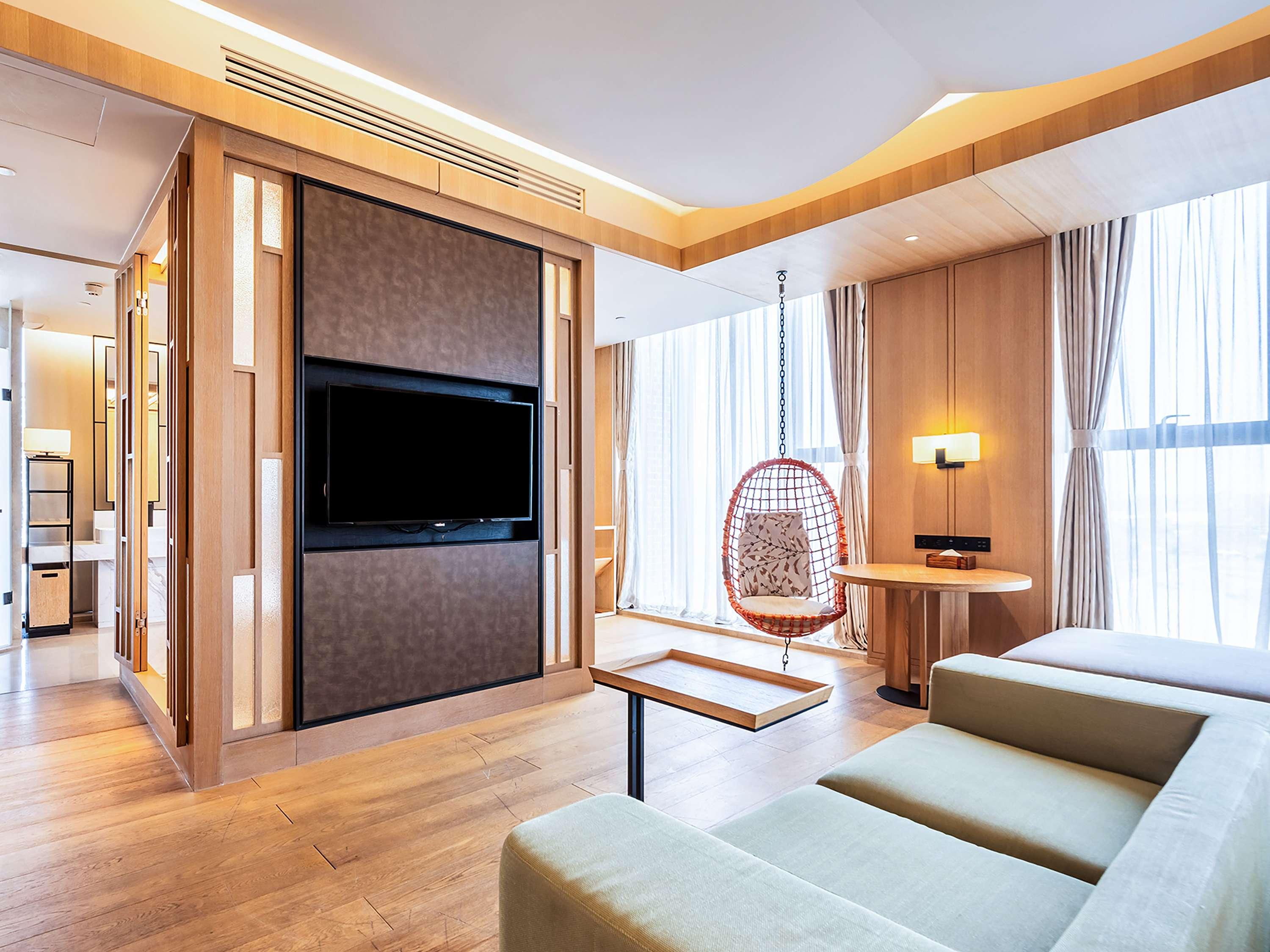 Swissotel Hot Spring Hotel Xian Xinxing 35/50
