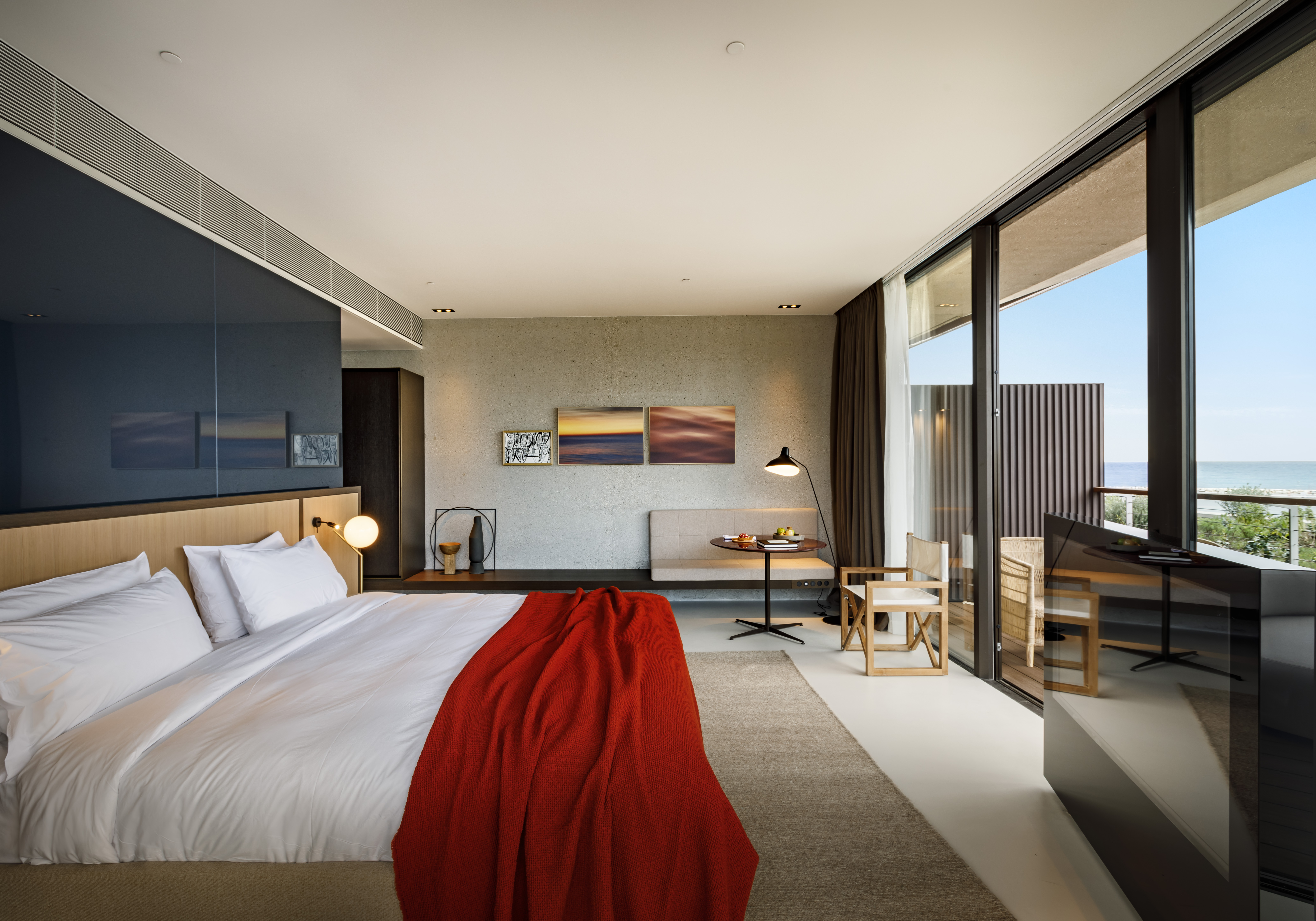 Grand, Double Bed