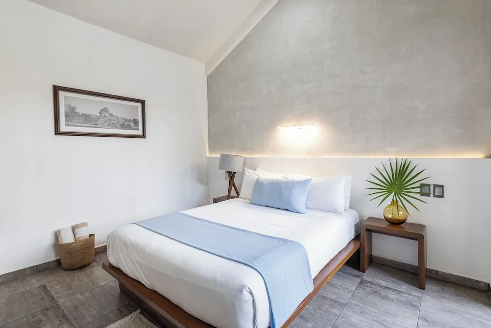 Areia Playa del Carmen-Beach front Hotel 12/50