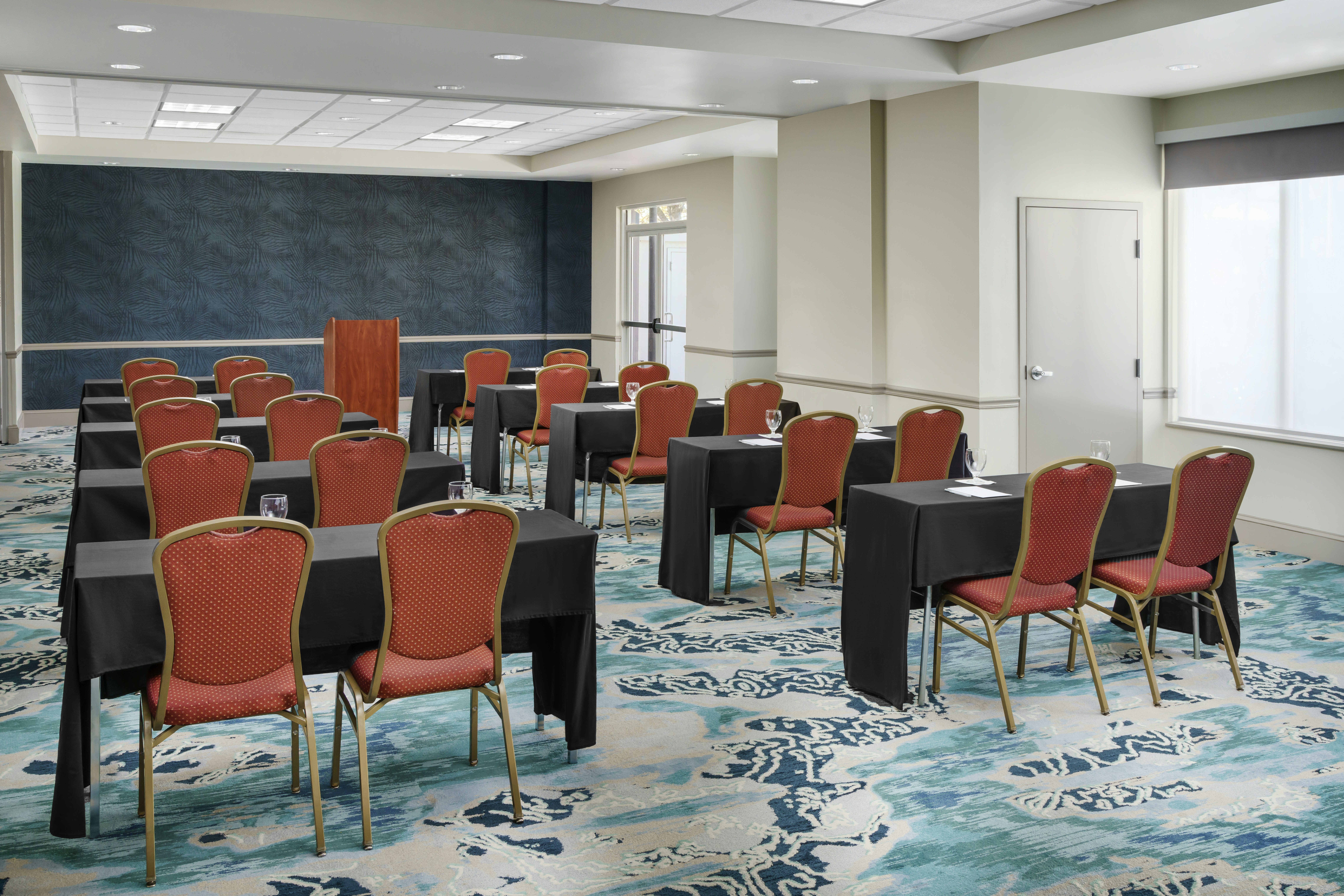 Hilton Garden Inn Orlando At Seaworld 14/16